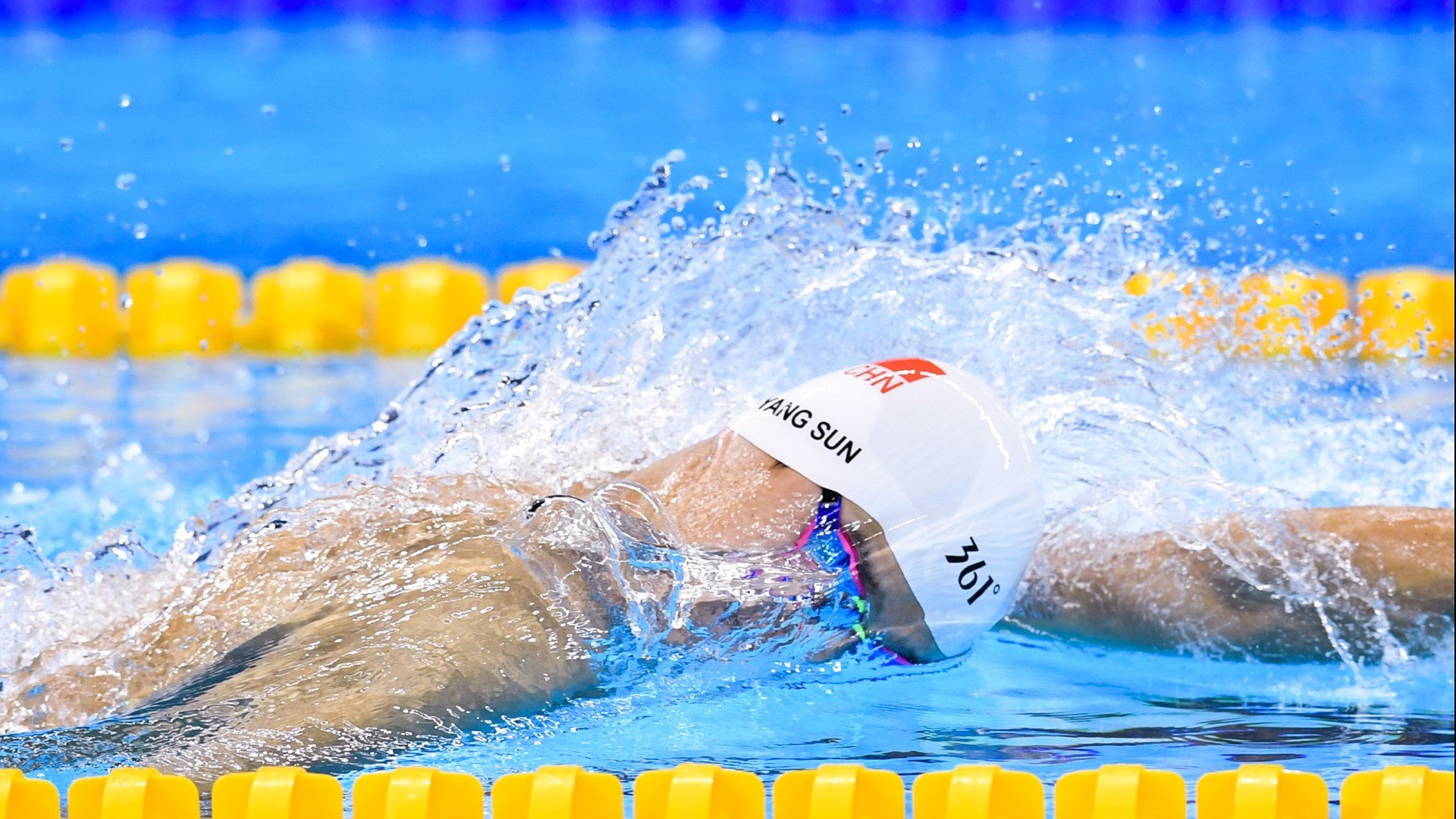 世界田径:肯尼亚跑者再创佳绩,冲击纪录在望!,肯尼亚长跑冠军